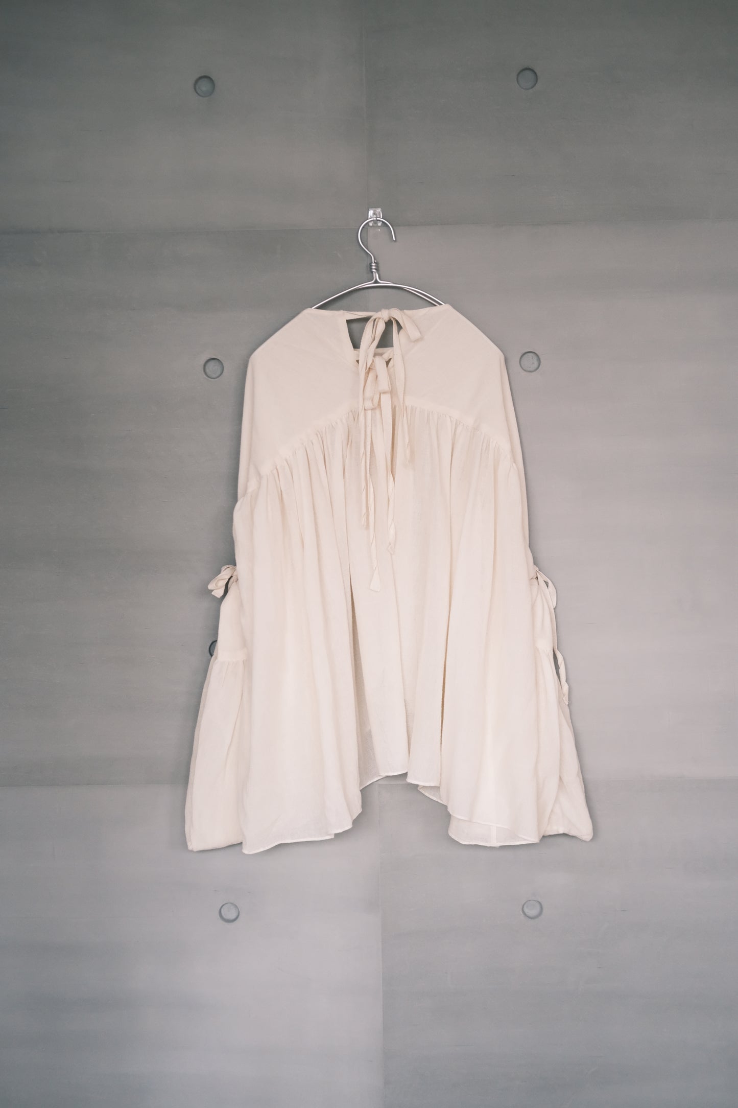 wings of clouds - wide sleeved with gathering double layers top - beige (in-stock)