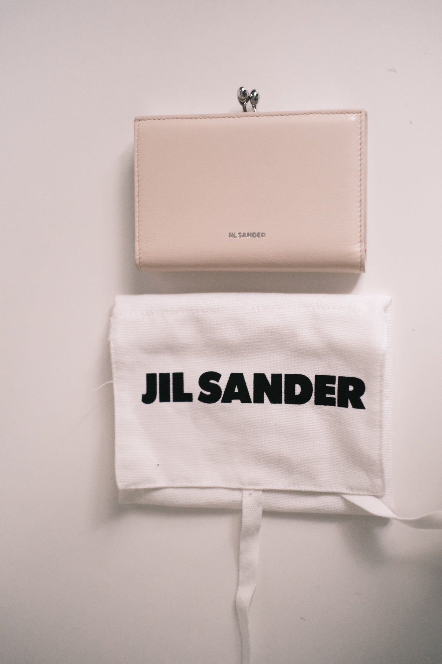 jil sander goji wallet