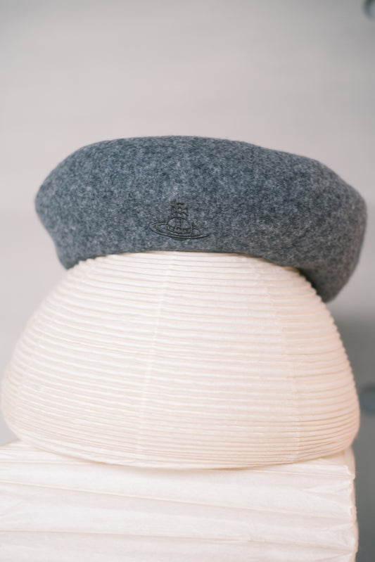 vivienne westwood beret - grey s-m